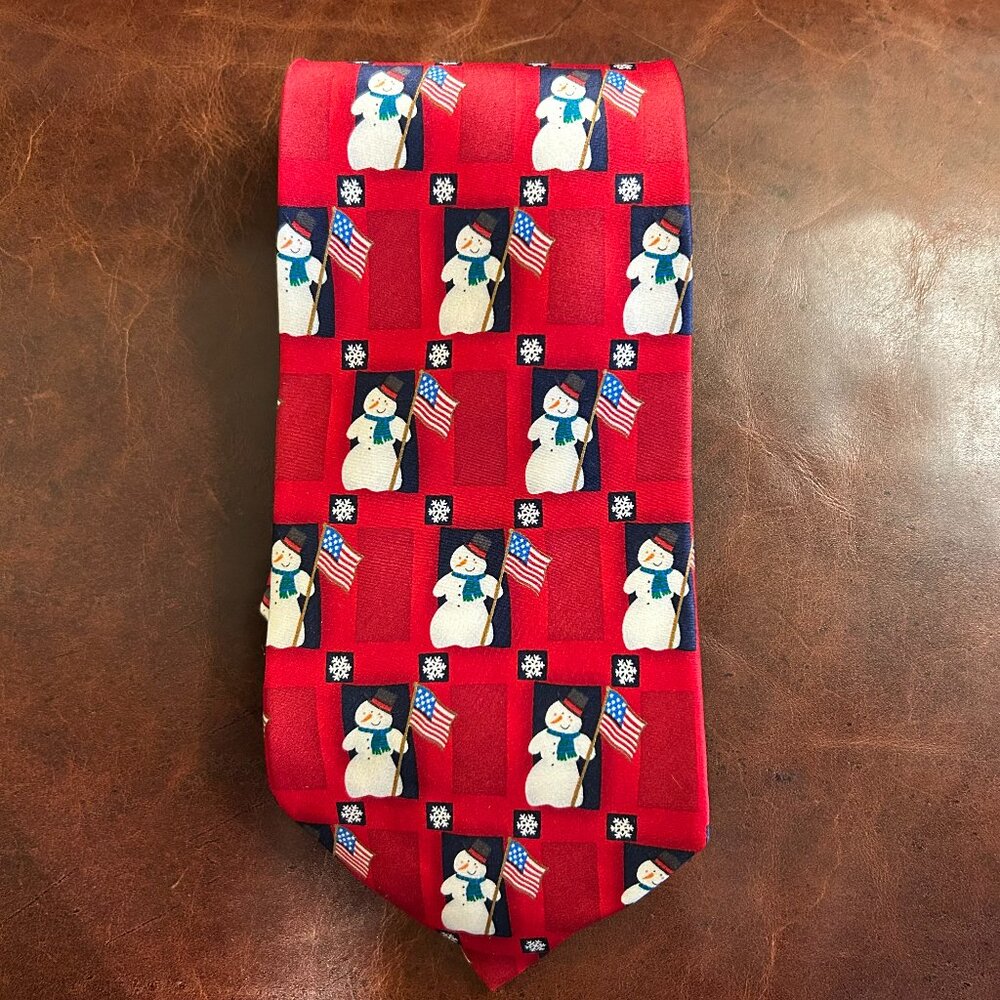Hallmark Holiday Traditions Men's Silk Tie Snowman American Flag Patriotic Red